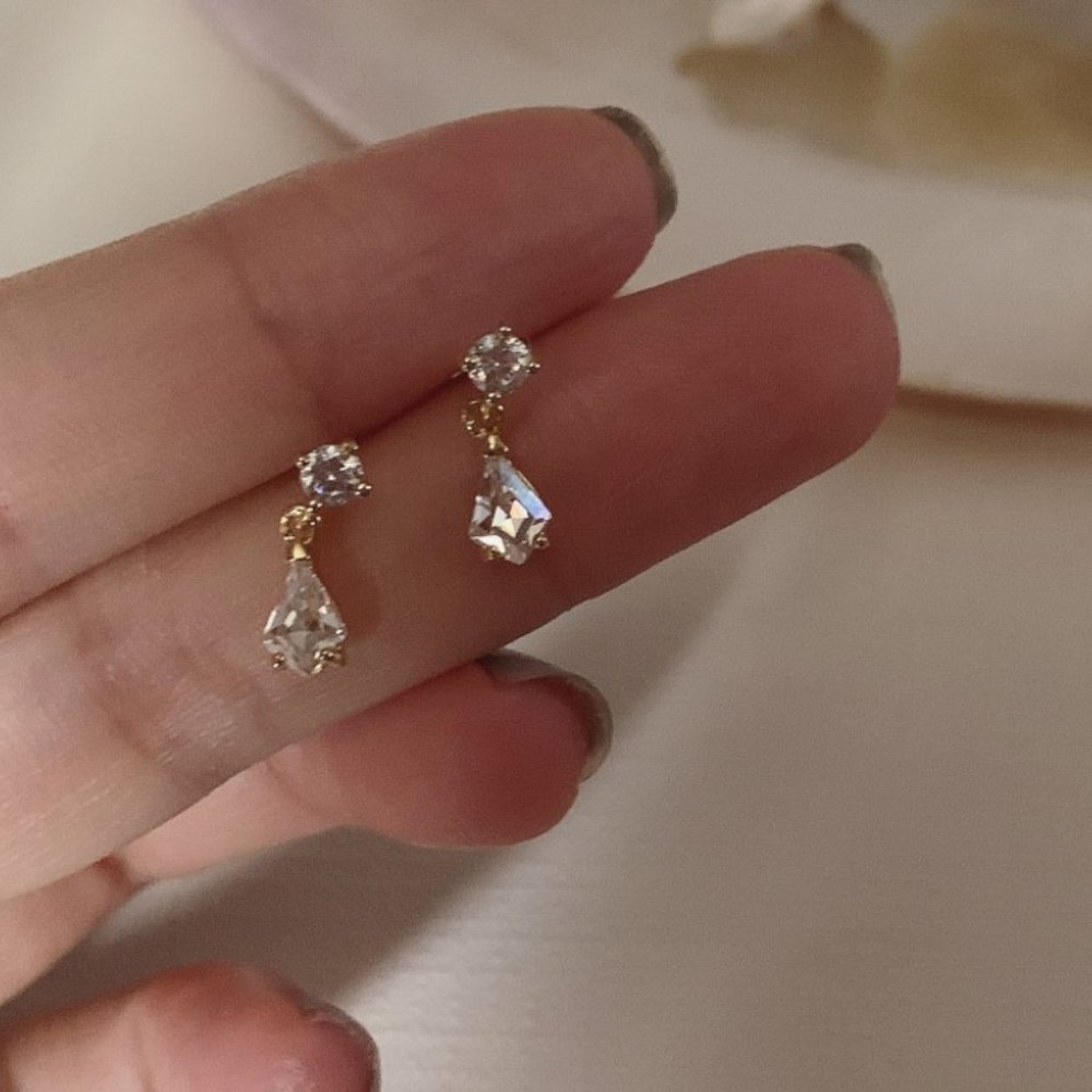 925 Sterling Dangling Cubic Zirconia Dainty Minmalist Bridal Drop Earring